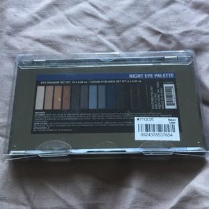 NWT - Macy’s Night Eye Palette